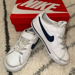 Nike Kids White and Navy Sneakers